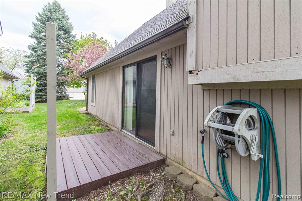 2521 Country Village Court, Ann Arbor, MI 48103 — Photo 41