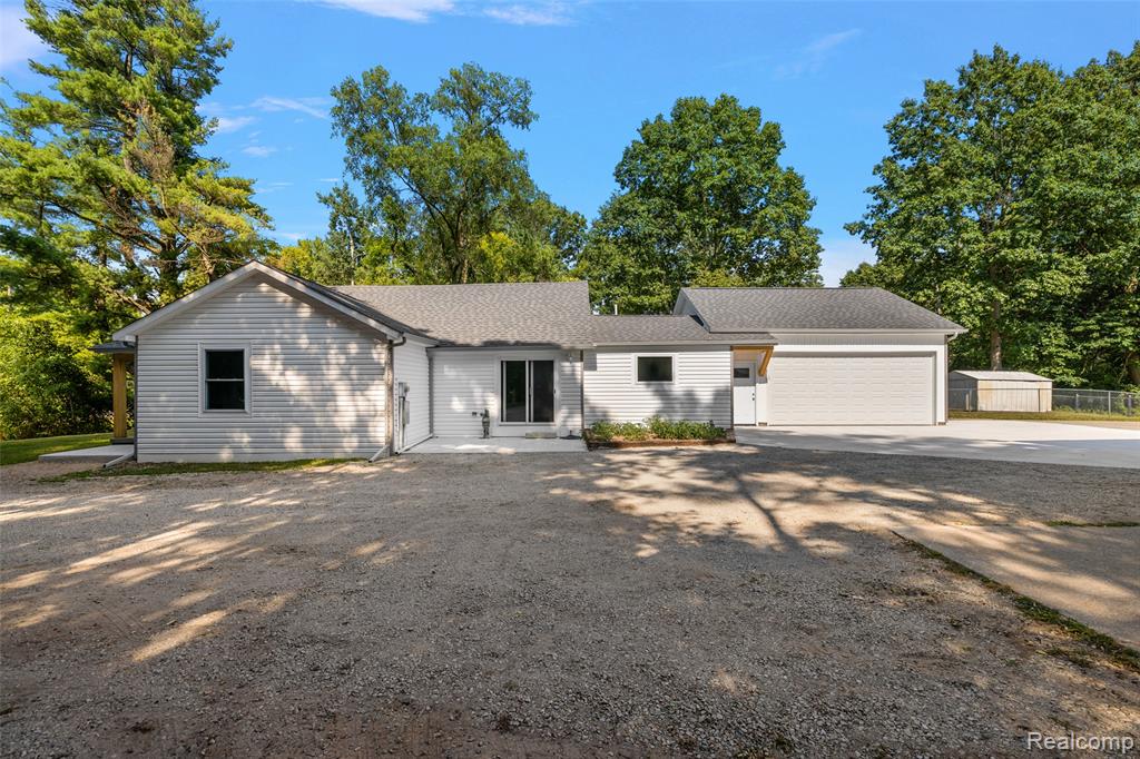 5771 Gratiot Avenue, St. Clair, MI 48079 — Photo 2