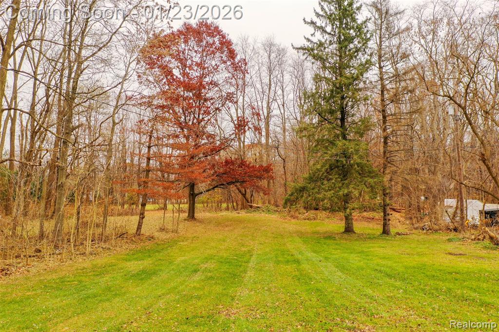 9398 Ortonville Road, Clarkston, MI 48348 — Photo 33