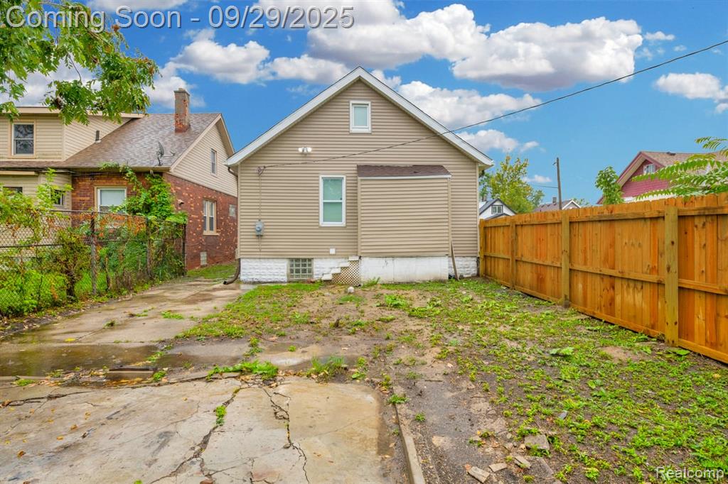 6670 Majestic Street, Detroit, MI 48210 — Photo 22