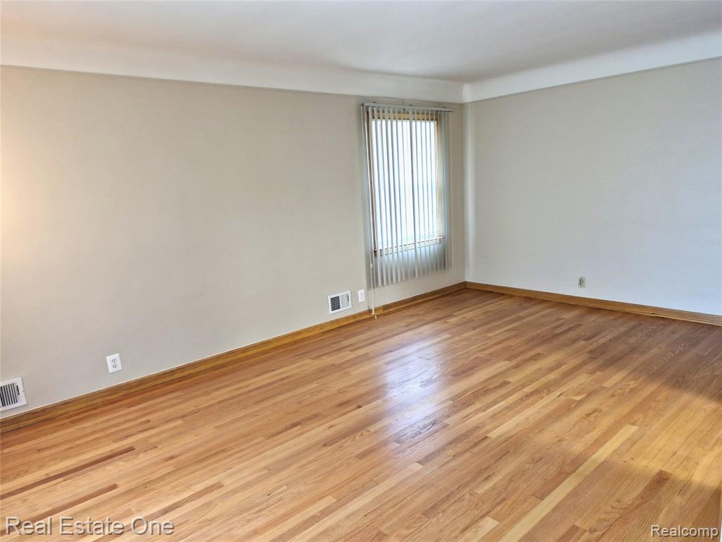 13688 Commonwealth Street, Southgate, MI 48195 — Photo 9