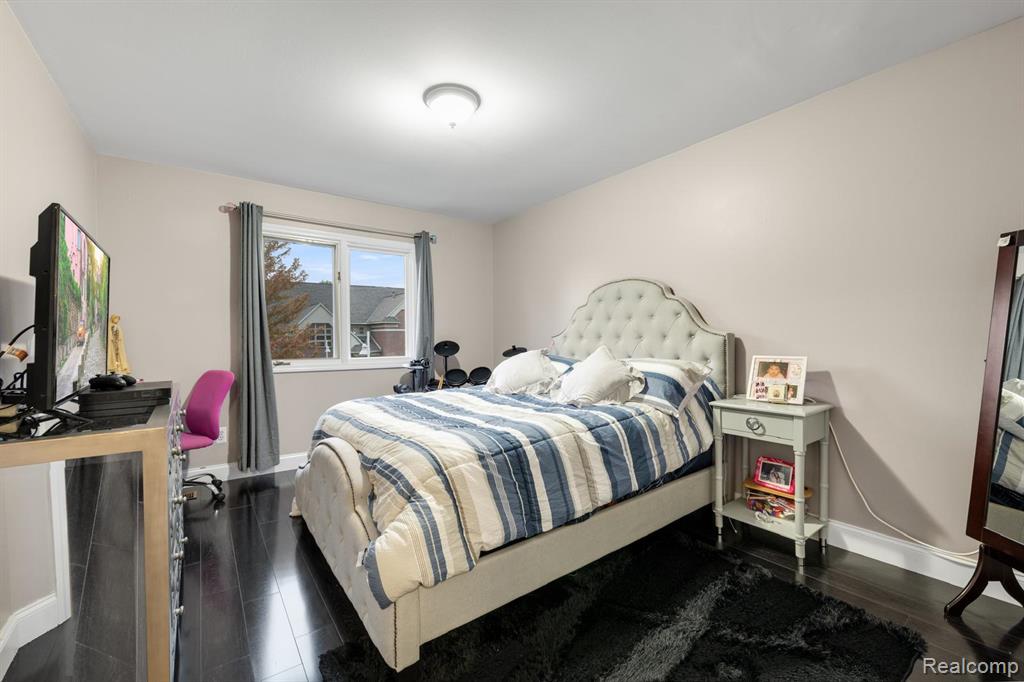 45021 Riverwoods Drive, Macomb, MI 48044 — Photo 42