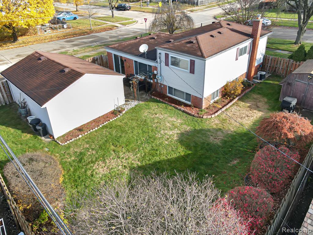 9037 N HUBBARD Street, Livonia, MI 48150 — Photo 4