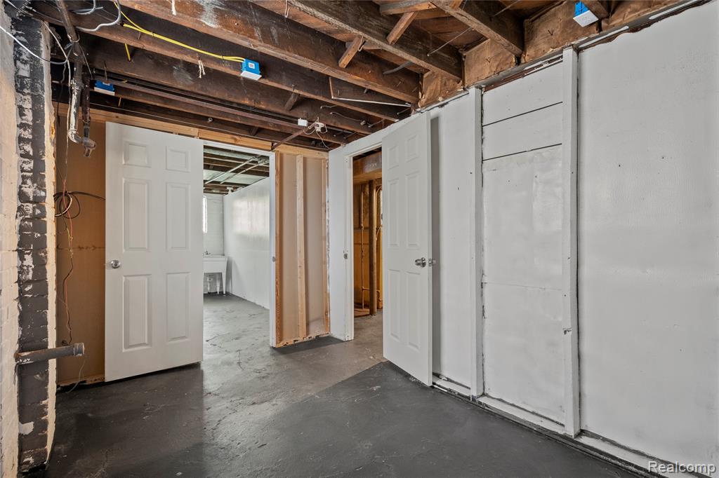 535 Woodland Street, Detroit, MI 48202 — Photo 40