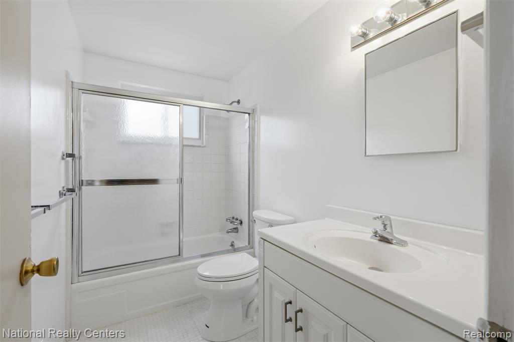 43716 Galway Drive, Northville, MI 48167 — Photo 20