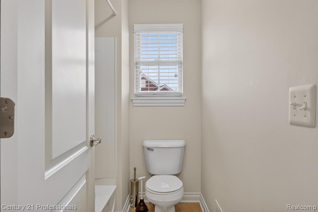 50153 Grant Street, Canton, MI 48188 — Photo 32