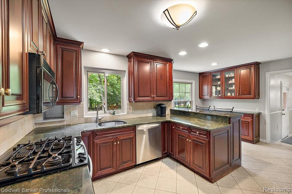 31307 Sleepy Hollow Lane, Franklin, MI 48025 — Photo 27