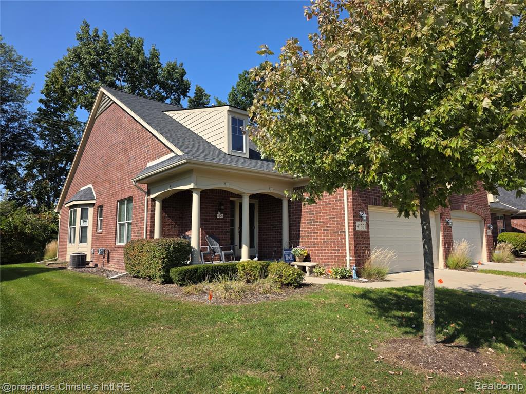 41321 Chestnut Drive, Clinton Twp, MI 48038 — Photo 2