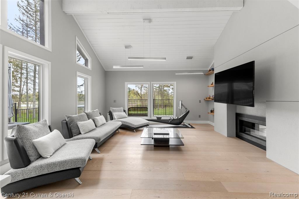 10459 Hyne Road, Brighton, MI 48114 — Photo 18