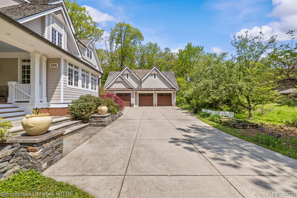 1041 Greentree Road, Bloomfield Hills, MI 48304 — Photo 59