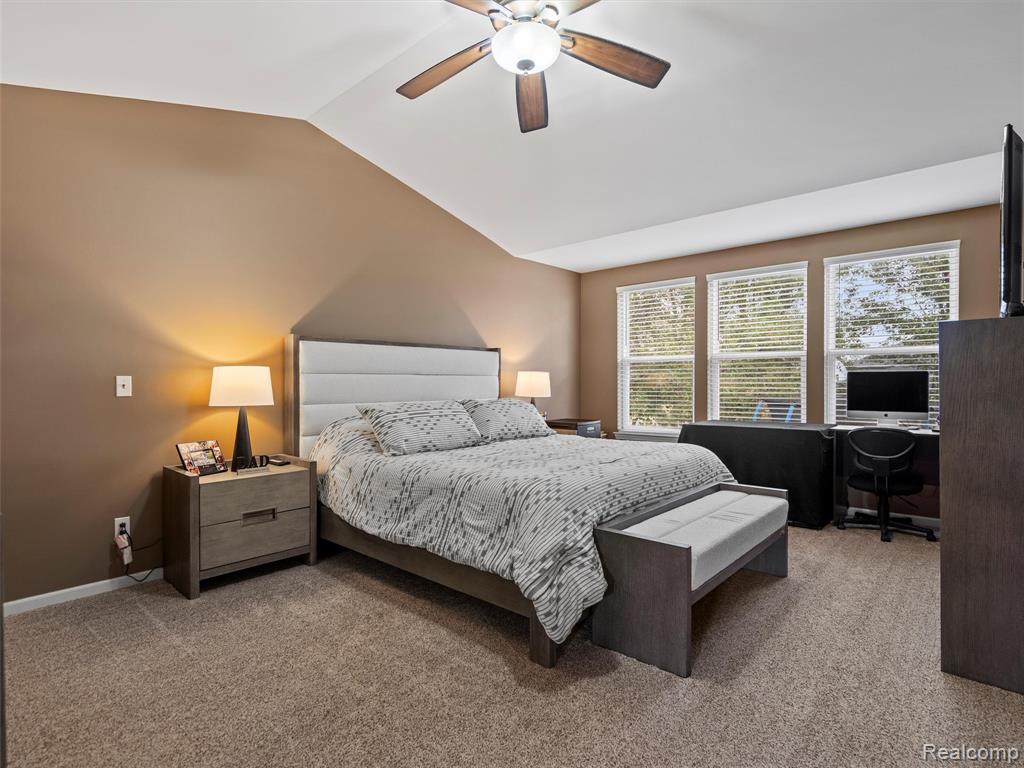 56714 Winding Creek Drive, Macomb, MI 48042 — Photo 14