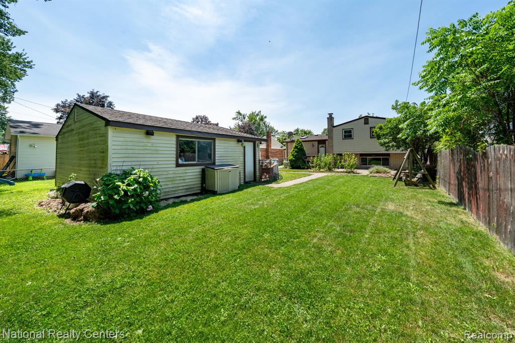 8308 Orhan Street, Canton, MI 48187 — Photo 34