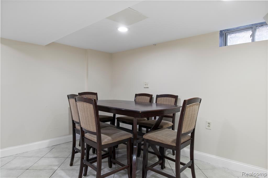 6115 YINGER Avenue, Dearborn, MI 48126 — Photo 29