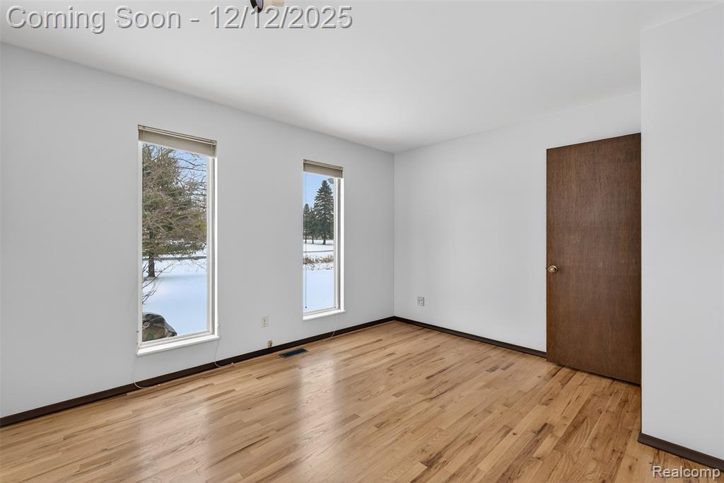 6347 Johnson Road, Flushing, MI 48433 — Photo 16