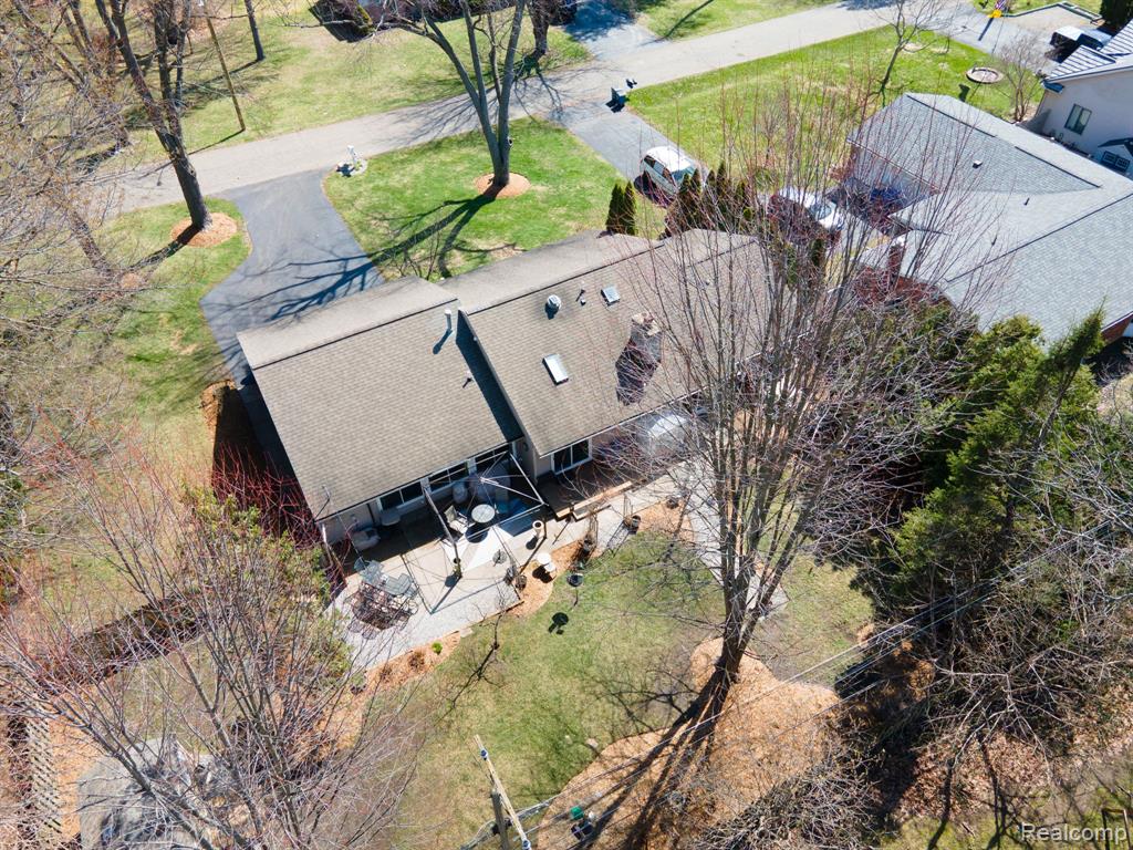 2941 Silverhill Drive, Waterford, MI 48329 — Photo 48