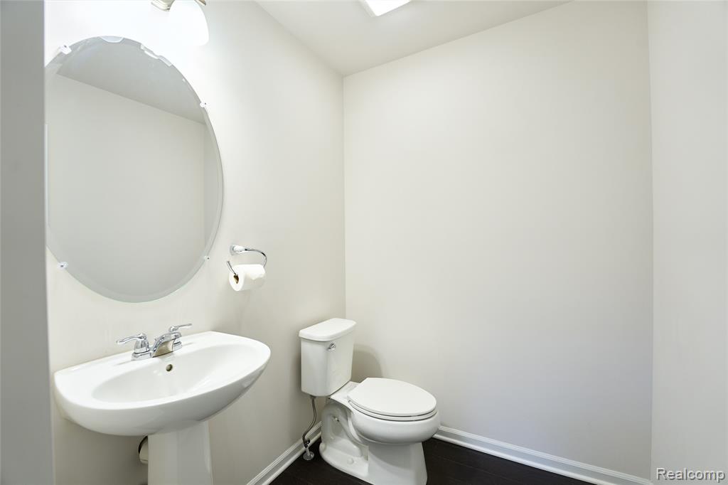 49701 Lantern Way, Canton, MI 48188 — Photo 22