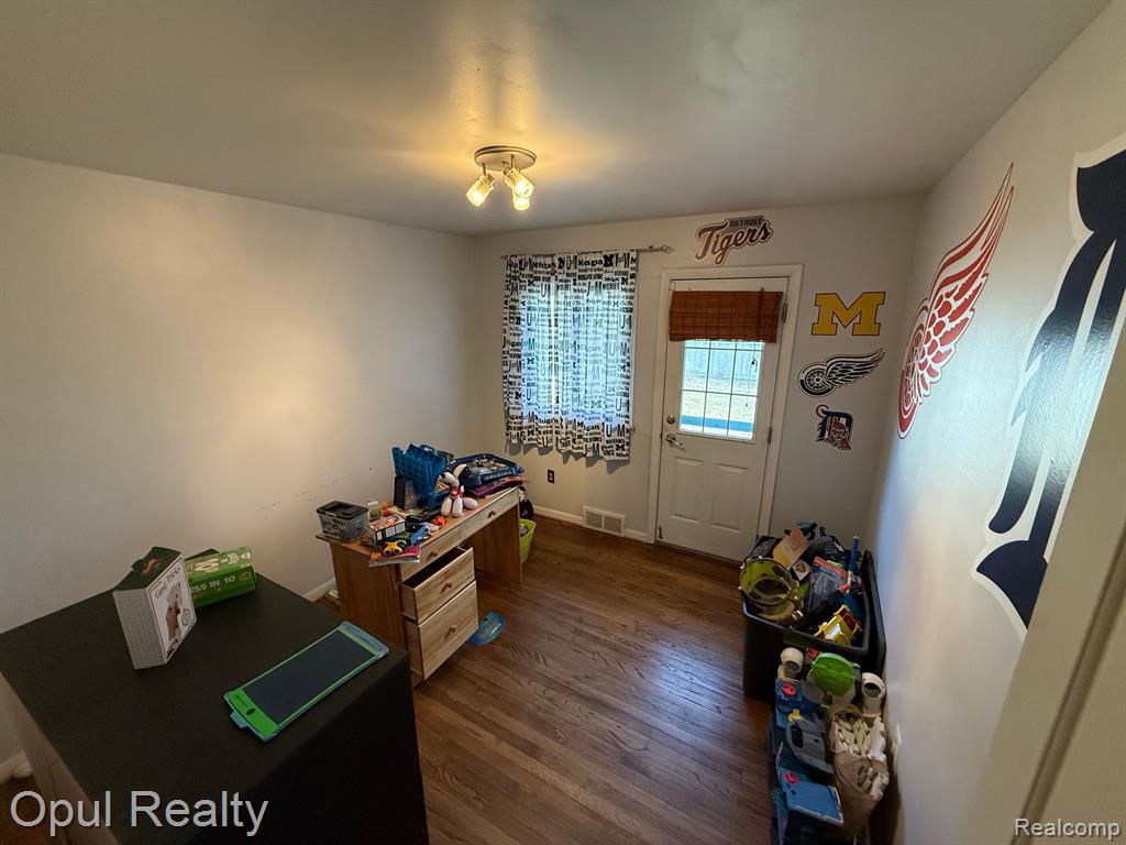 42569 FIVE MILE Road, Plymouth, MI 48170 — Photo 21