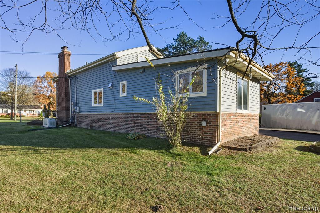14560 Hannan Road, Van Buren, MI 48174 — Photo 41