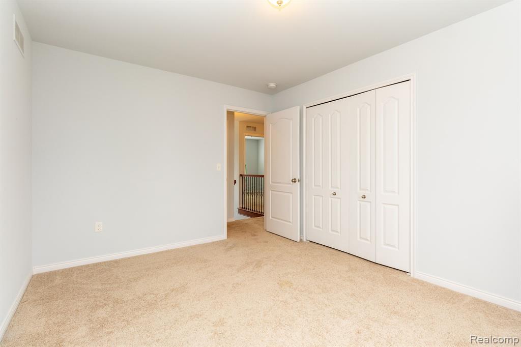 5325 BRADMORE Lane, Warren, MI 48092 — Photo 37