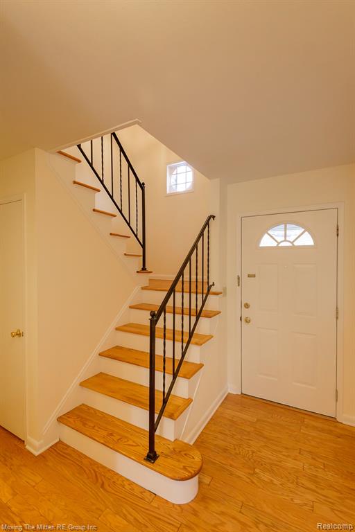 2748 Page Avenue, Ann Arbor, MI 48104 — Photo 2