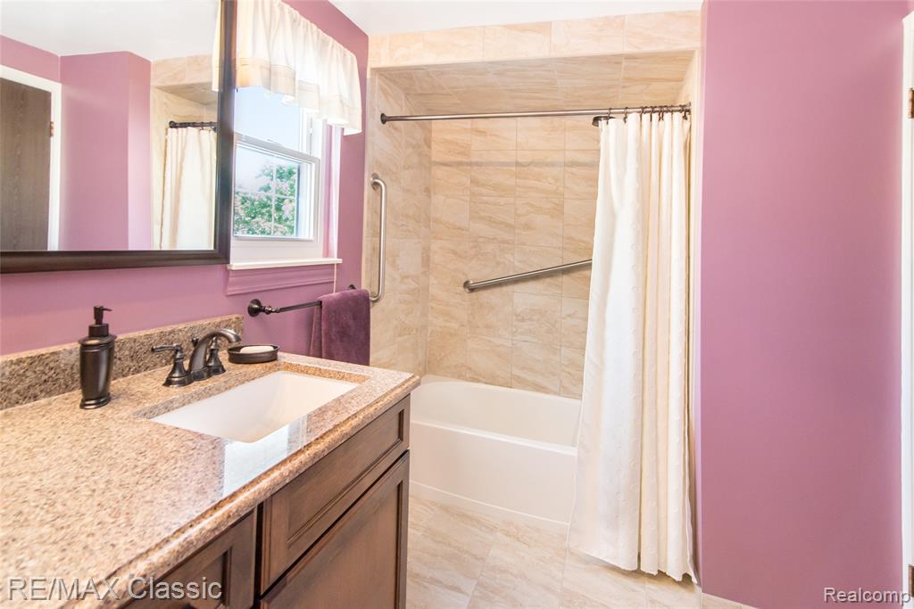 45025 Claymore Drive, Canton, MI 48187 — Photo 27