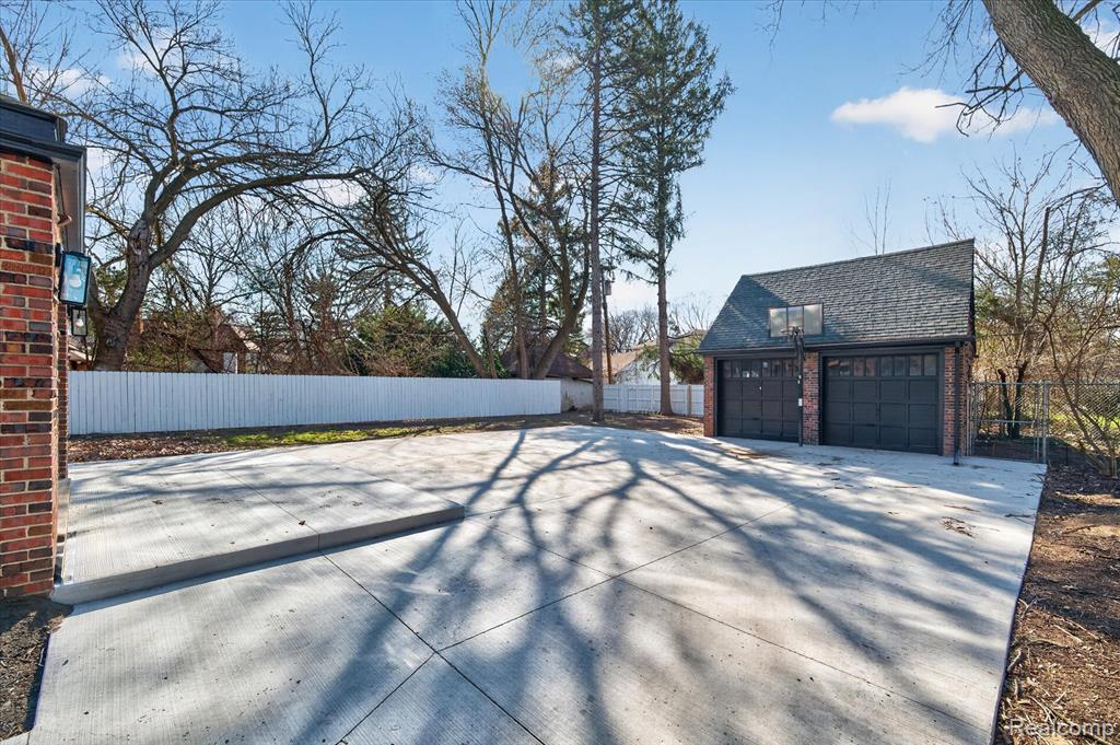 3261 Sherbourne Road, Detroit, MI 48221 — Photo 46