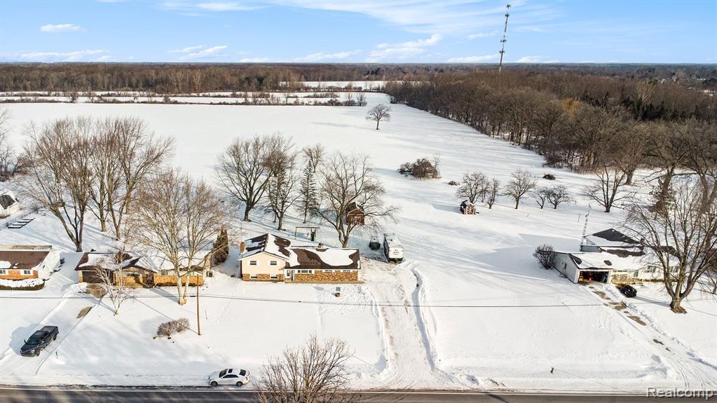 6359 E Bristol Road, Burton, MI 48519 — Photo 28
