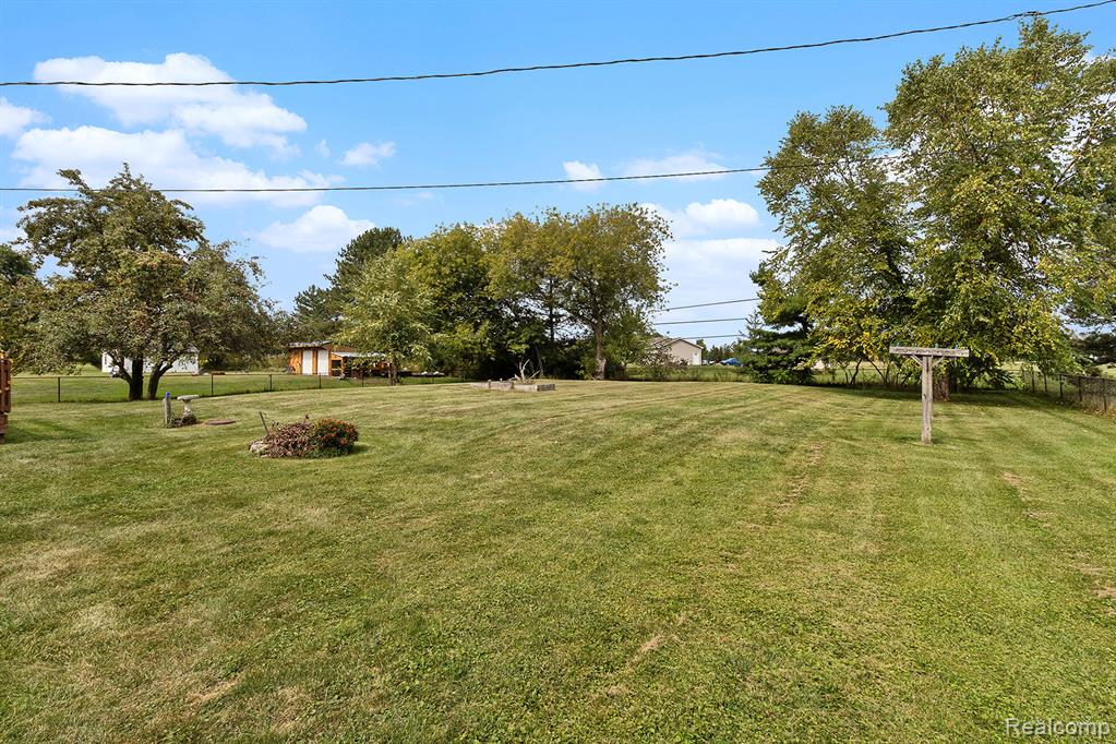 1841 Daley Road, Lapeer, MI 48446 — Photo 32