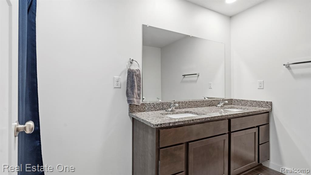 15586 Pine Street, Monroe, MI 48161 — Photo 18