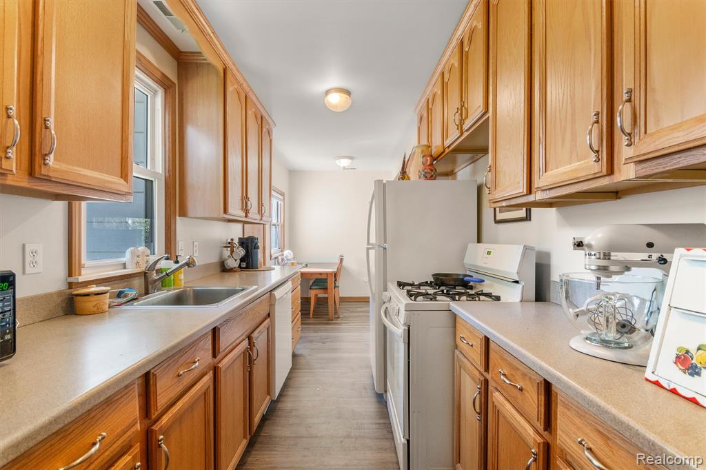 851 Auburndale Avenue, Ypsilanti, MI 48198 — Photo 7