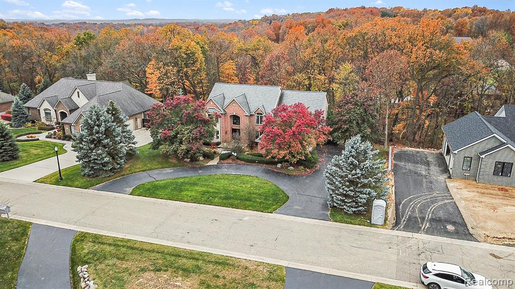 8925 Deerwood Road, Clarkston, MI 48348 — Photo 4