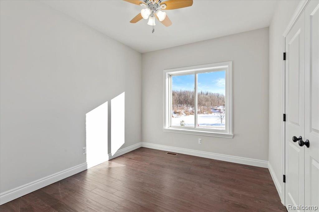 15620 Pine Ridge, Holly, MI 48462 — Photo 17