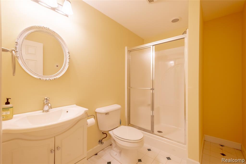 4230 Pavilion Court, Fenton, MI 48430 — Photo 34