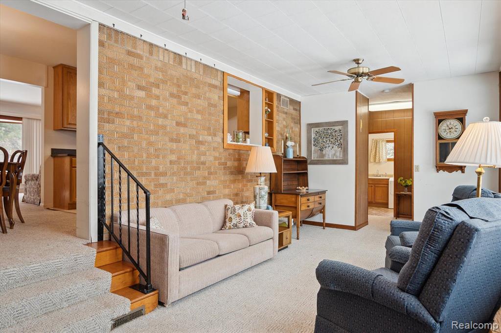 310 TAYLOR Lane, Chelsea, MI 48118 — Photo 29
