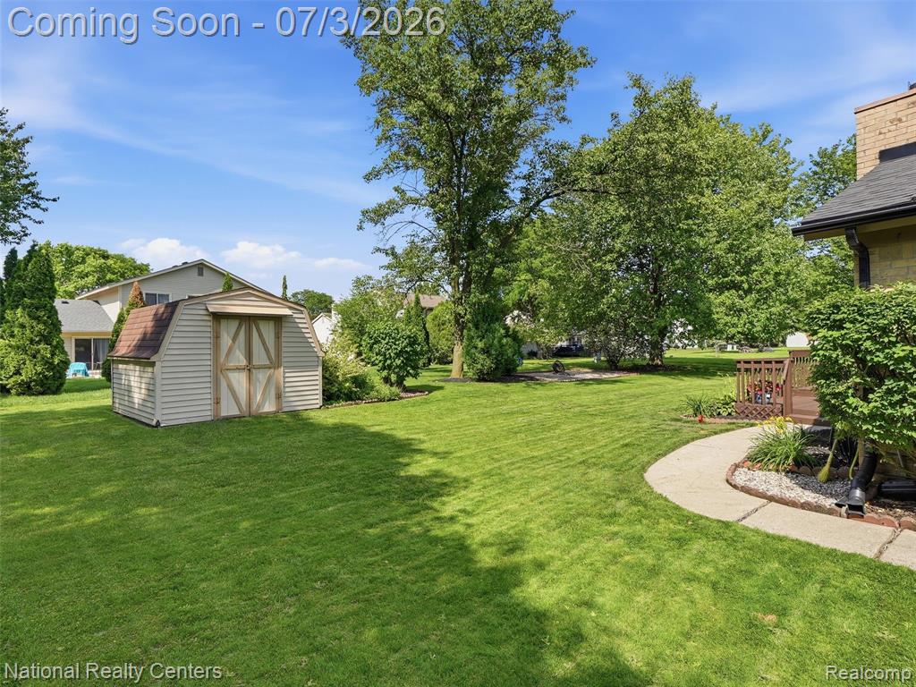 40368 Village Wood Road, Novi, MI — Photo 37