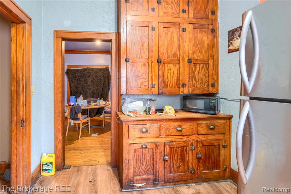 710 Pierson Street, Flint, MI 48503 — Photo 12