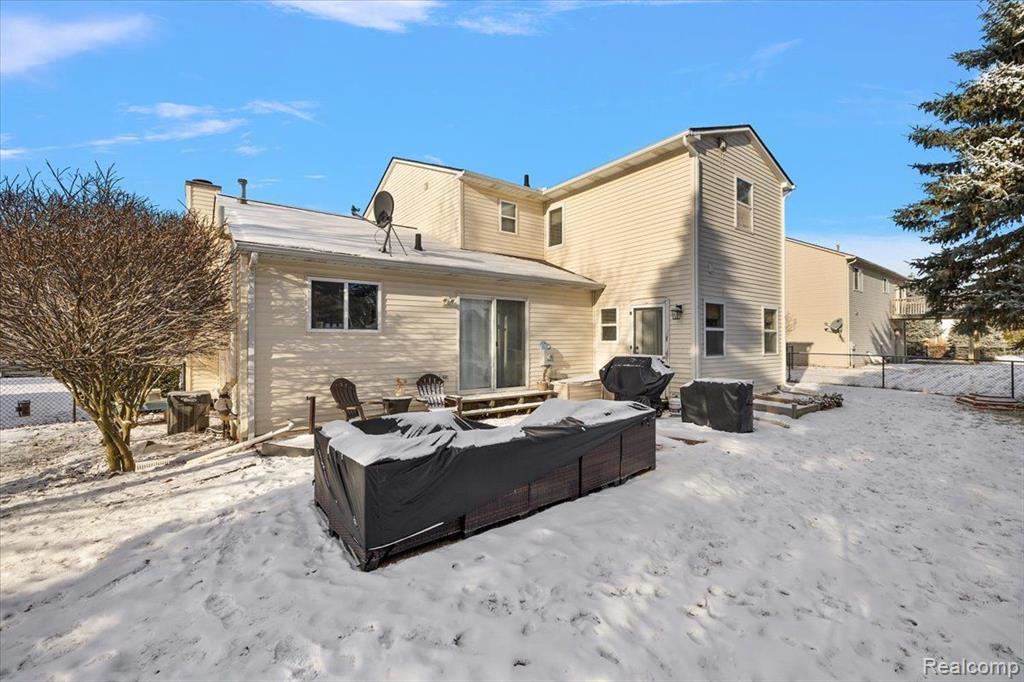 8958 SUNFLOWER, Whitmore Lake, MI 48189 — Photo 7