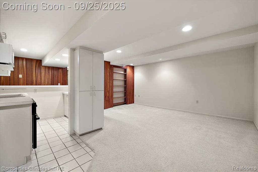 13150 Hidden Creek Drive, Plymouth, MI 48170 — Photo 46