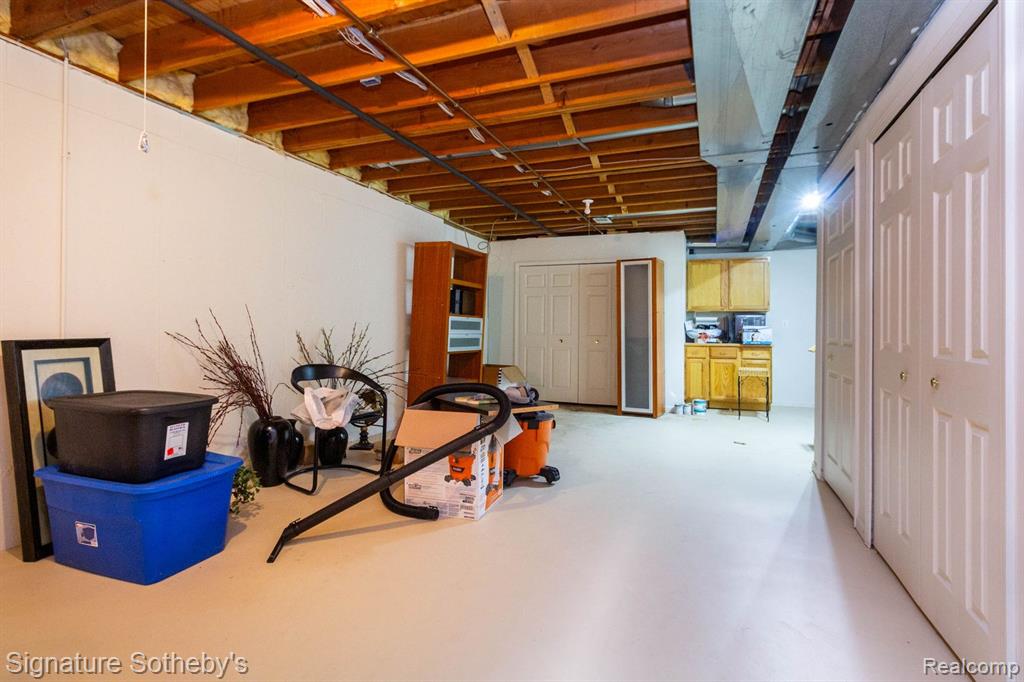 424 Oak Run Court, 11, Royal Oak, MI 48073 — Photo 40