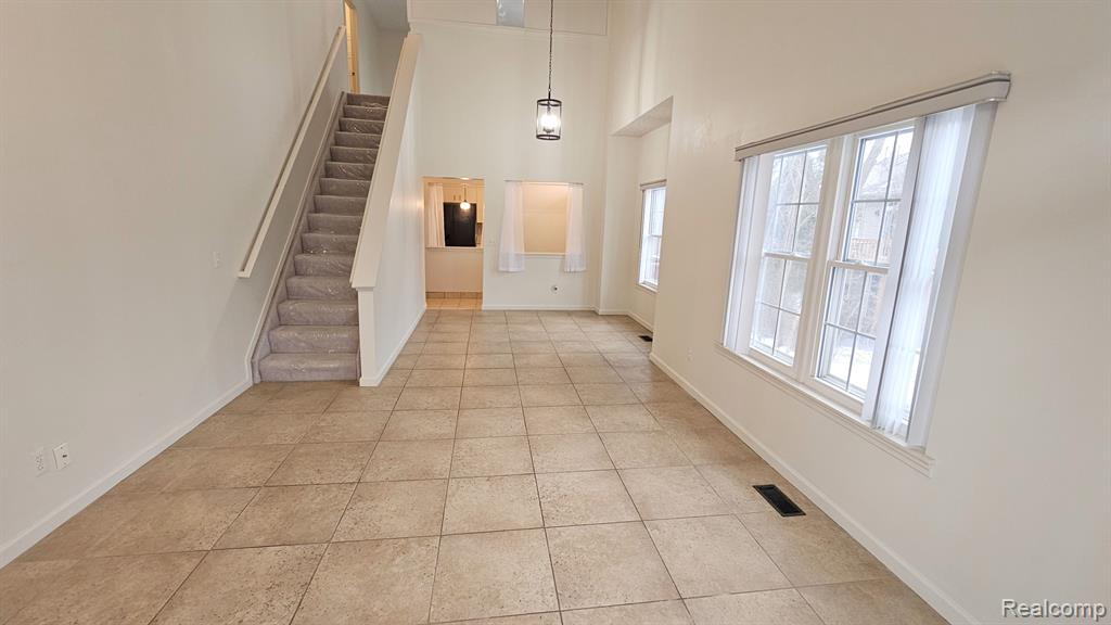 41780 WEBSTER, Novi, MI — Photo 4