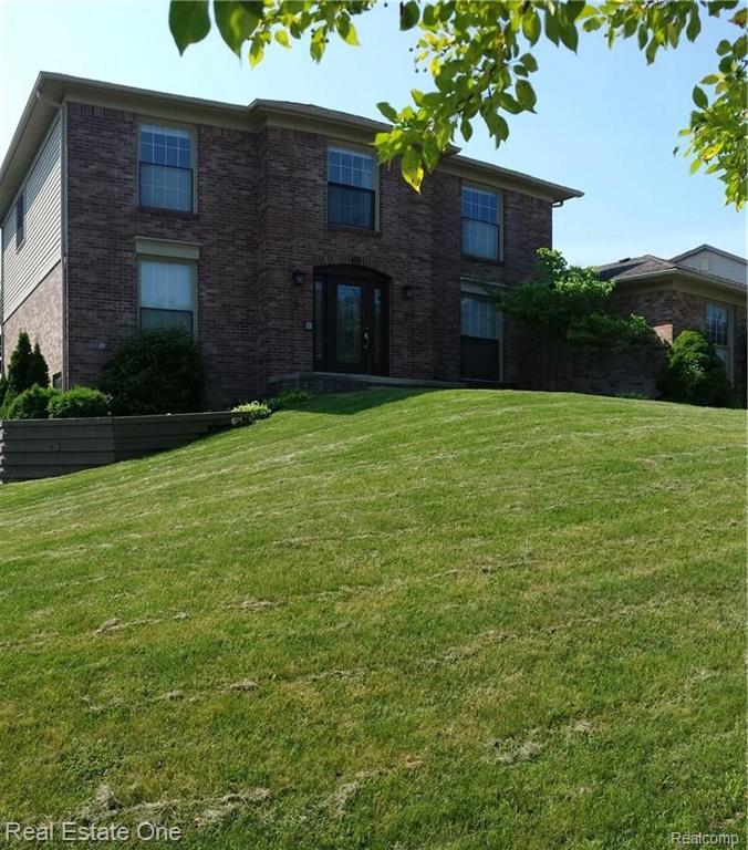 475 Dorchester Way, Milford, MI 48381 — Photo 2