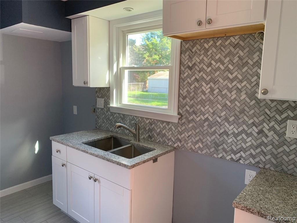 4800 HARVARD Road, Detroit, MI 48224 — Photo 8