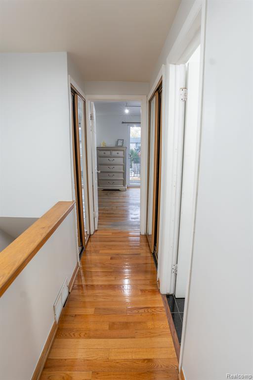4468 15 MILE Road, 104, Sterling Heights, MI 48310 — Photo 16