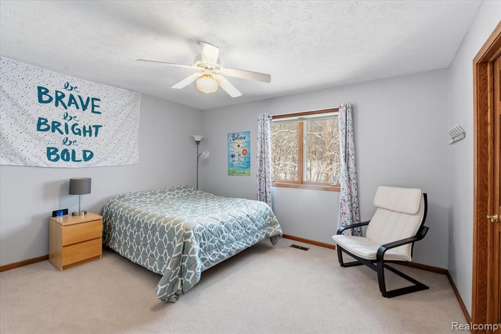 5372 Princeton Court, Brighton, MI 48116 — Photo 25