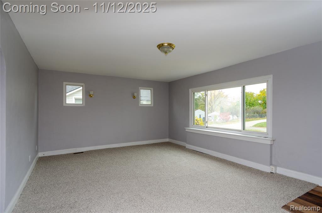 577 Peacock Avenue, Pontiac, MI 48340 — Photo 24