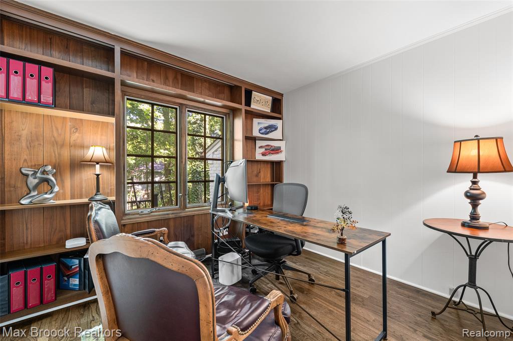 433 Whippers In Court, Bloomfield Hills, MI 48304 — Photo 17