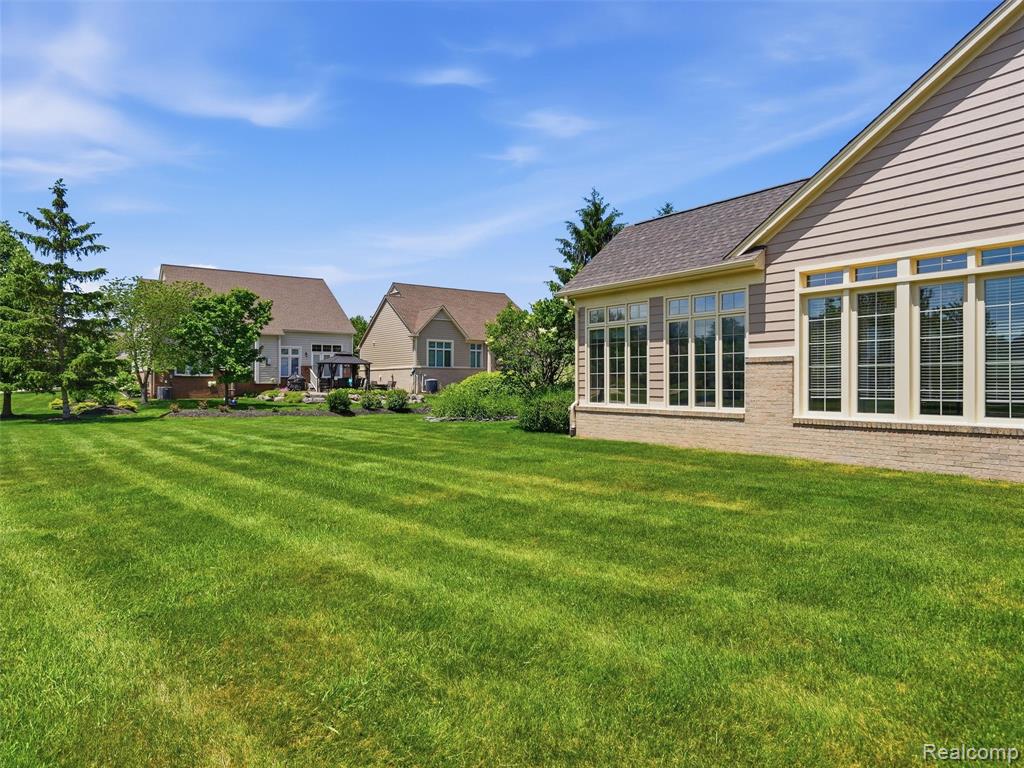 59759 Glacier Ridge N, Washington, MI — Photo 41