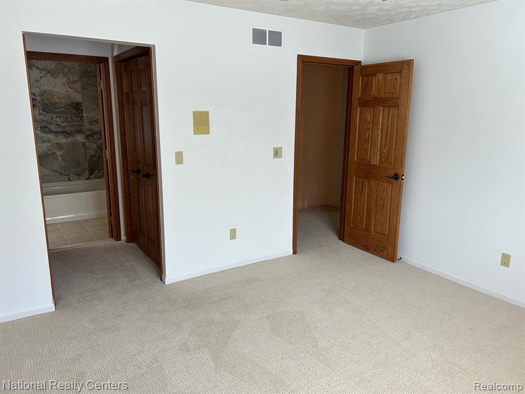6572 RIDGEVIEW Drive, Clarkston, MI — Photo 16