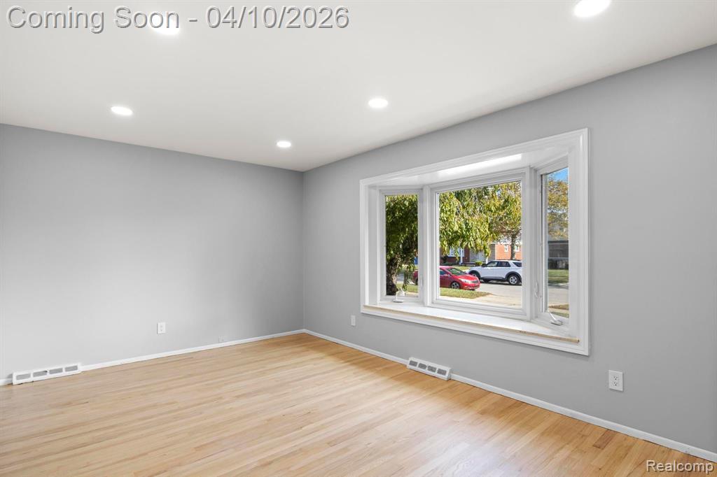 6171 Kingsbury Street, Dearborn Heights, MI 48127 — Photo 5