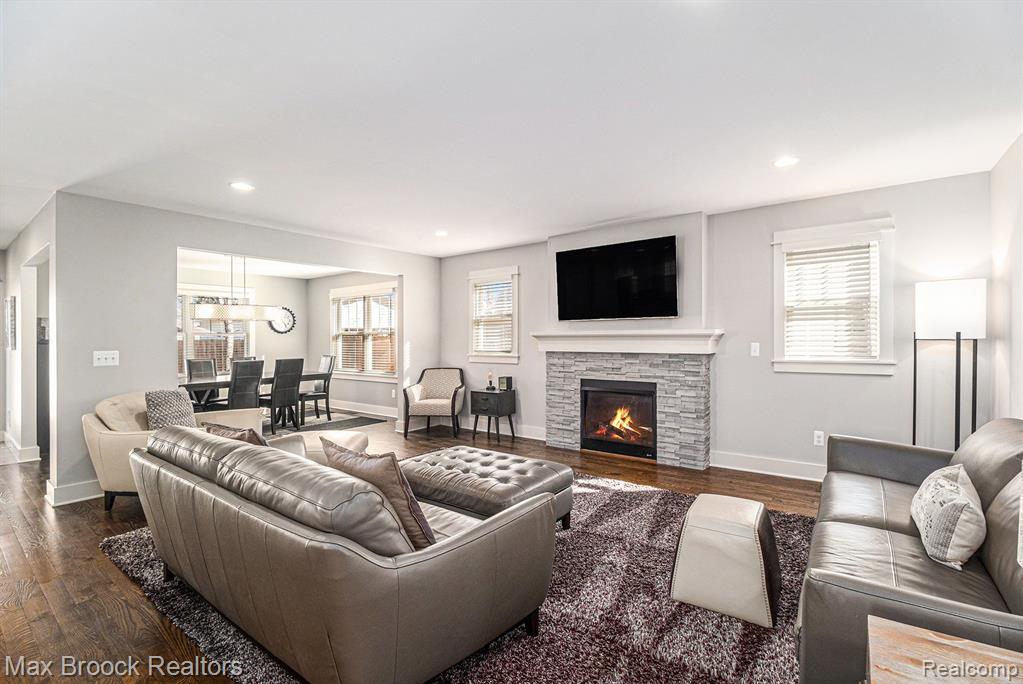 907 E 6TH Street, Royal Oak, MI 48067 — Photo 7